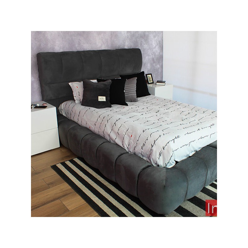 Recámara Tapizada Modelo BURDEOS